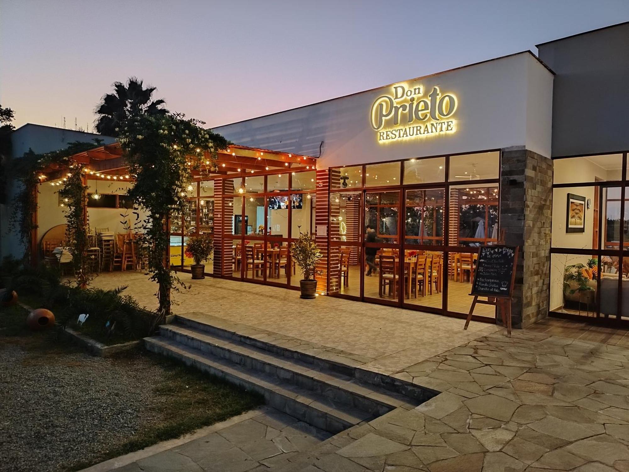 Hotel La Colina Cerro Prieto Exterior photo