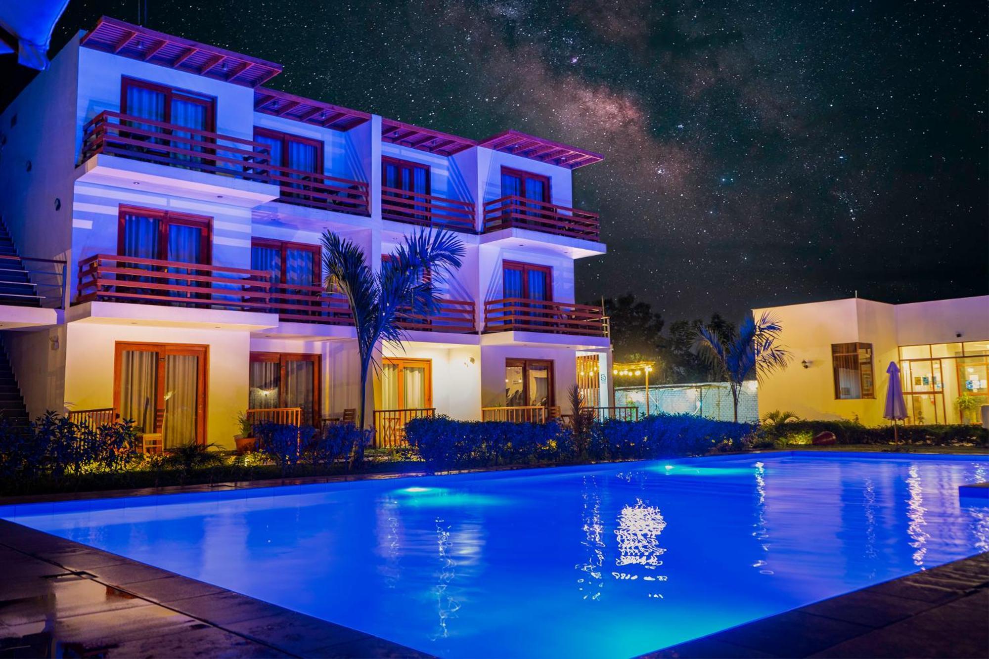Hotel La Colina Cerro Prieto Exterior photo